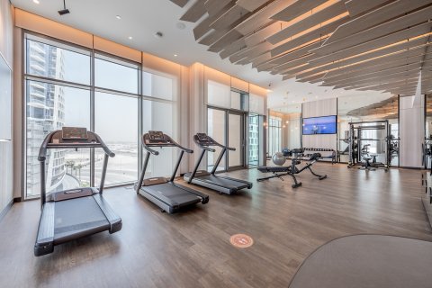 Paritalo Business Bay, Dubai, Arabiemiraatit 2 makuuhuonetta, 160.72 m2 № 748331 - kuva 18