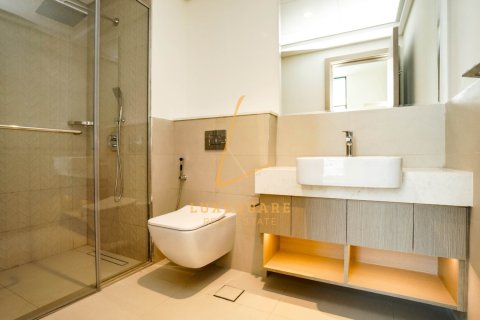 Kaupunkipientalo Al Furjan, Dubai, Arabiemiraatit 4 makuuhuonetta, 238 m2 № 660683 - kuva 12