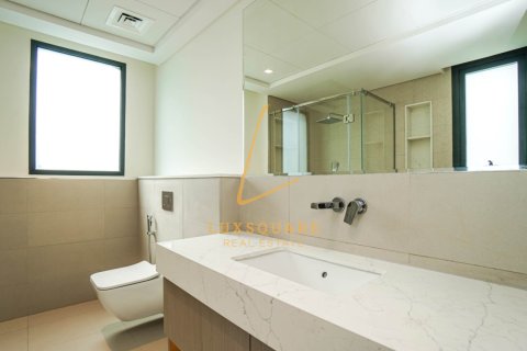 Kaupunkipientalo Al Furjan, Dubai, Arabiemiraatit 4 makuuhuonetta, 238 m2 № 660683 - kuva 13