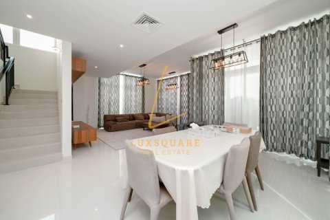 Купити віллу в DAMAC Hills (Akoya by DAMAC), Дубай, ОАЕ 6 спалень, 307м2, № 660684 - фото 4