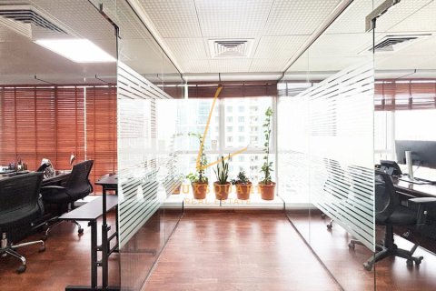 Toimisto Jumeirah Lake Towers, Dubai, Arabiemiraatit 100 m2 № 660685 - kuva 4