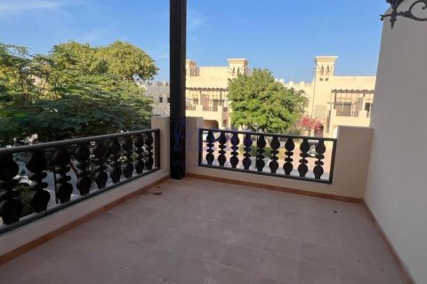 Huvila Al Hamra Village, Ras Al Khaimah, Arabiemiraatit 3 makuuhuonetta, 197 m2 № 660682 - kuva 8