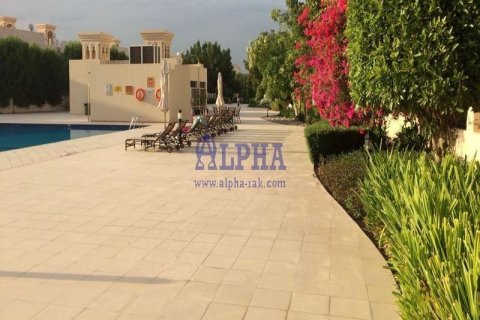 Huvila Al Hamra Village, Ras Al Khaimah, Arabiemiraatit 3 makuuhuonetta, 197 m2 № 660682 - kuva 5
