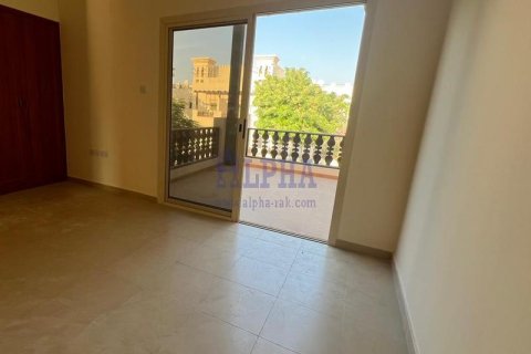 Huvila Al Hamra Village, Ras Al Khaimah, Arabiemiraatit 3 makuuhuonetta, 197 m2 № 660682 - kuva 9