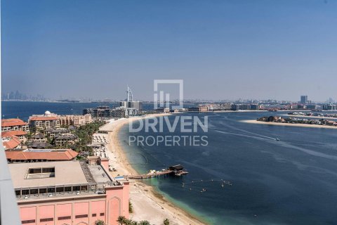 דירה להשכרה ב Palm Jumeirah, Dubai, איחוד האמירויות 3 חדרי שינה, 325.9 מ"ר, מספר 745000 - תמונה 2