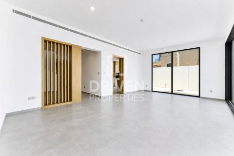 Villa in Jebel Ali, Dubai, UAE 4 bedrooms, 656.45 sq.m. № 744996 - photo 5