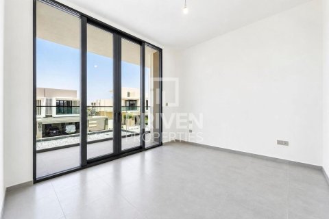 Villa in Jebel Ali, Dubai, UAE 4 bedrooms, 656.45 sq.m. № 744996 - photo 11