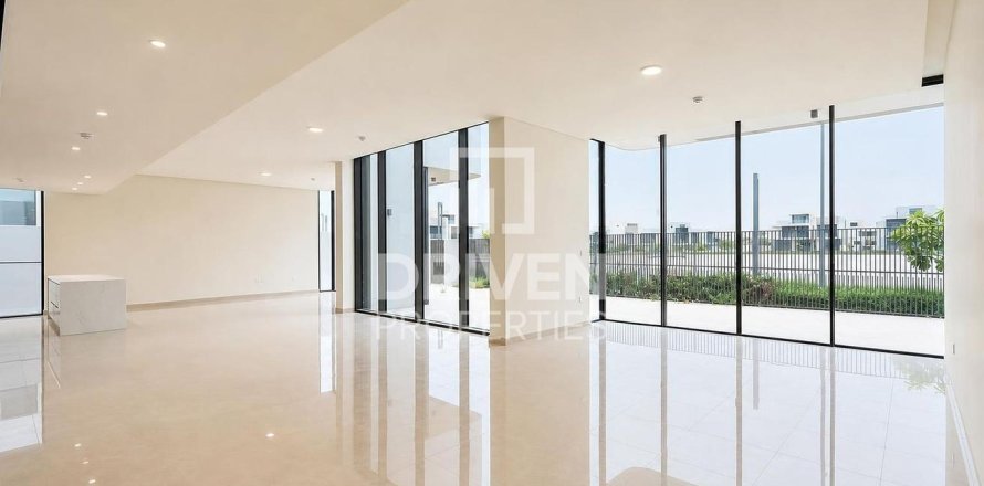 Dubai Hills Estate, UAE의 빌라 침실 5개, 664.72제곱미터 번호 744998