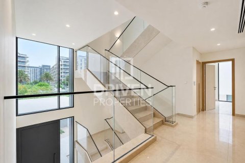 Dubai Hills Estate, UAE의 임대용 빌라 침실 5개, 664.72제곱미터 번호 744998 - 사진 17