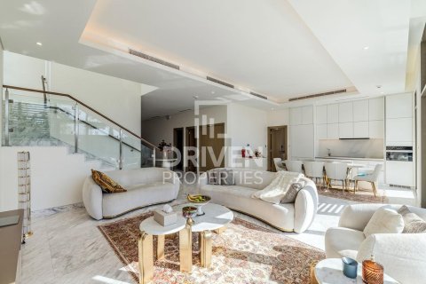 Вилла в Мохаммед Бин Рашид Сити, Дубай, ОАЭ 4 спальни, 569.96м2 № 755784