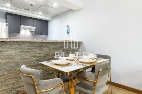 Apartment sa Greens, Dubai, UAE 1 silid-tulugan, 69 sq.m. № 736043 - larawan 13