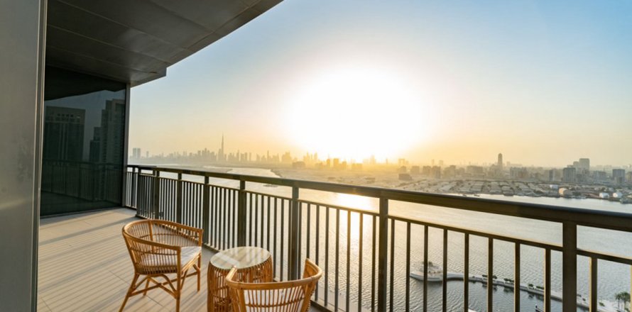 Appartement in Dubai, VAE 4 slaapkamers, 323 vr.m. nr 727061