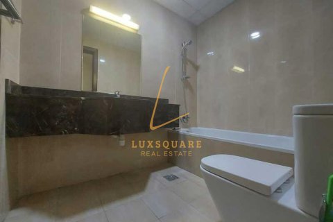 Apartmen di Al Furjan, Dubai, UAE 2 bilik tidur, 119 meter persegi № 766381 - foto 13