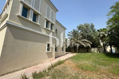 Üürile anda villa asukohaga Jumeirah Village Triangle, Dubai, AÜE: 2 magamistoaga, 708 m² Nr 643785 - pilt 11