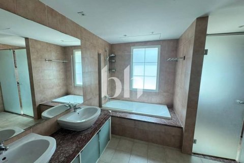 Üürile anda villa asukohaga Jumeirah Village Triangle, Dubai, AÜE: 2 magamistoaga, 708 m² Nr 643785 - pilt 12