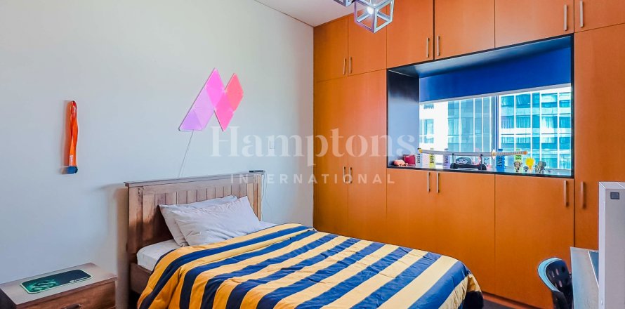 Lägenhet i The Views, Dubai, UAE 2 sovrum, 137.31 kvm Nr. 651659