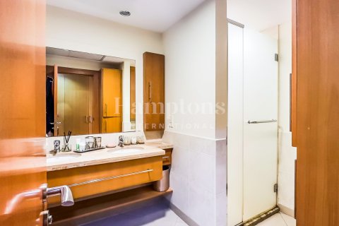 Lägenhet uthyres i The Views, Dubai, UAE 2 sovrum, 137.30970497 kvm Nr. 651659 - fotografi 5