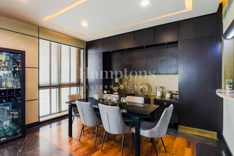 Lägenhet uthyres i The Views, Dubai, UAE 2 sovrum, 137.30970497 kvm Nr. 651659 - fotografi 15