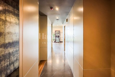 Lägenhet uthyres i The Views, Dubai, UAE 2 sovrum, 137.30970497 kvm Nr. 651659 - fotografi 4