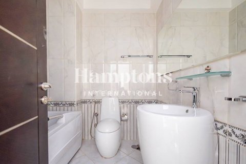 Rijtjeshuis te huur in Al Furjan, Dubai, VAE 4 slaapkamers, 306.11538500 vr.m., nr 651658 - foto 17