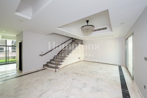 Rijtjeshuis te huur in Al Furjan, Dubai, VAE 4 slaapkamers, 306.11538500 vr.m., nr 651658 - foto 3