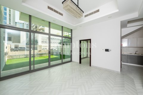 Rijtjeshuis te huur in Al Furjan, Dubai, VAE 4 slaapkamers, 306.11538500 vr.m., nr 651658 - foto 7