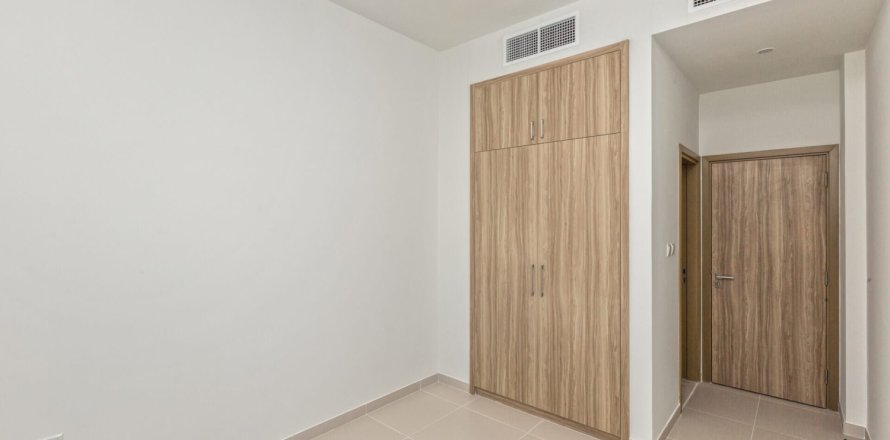 Вілла в Dubai Land, Дубай, ОАЕ 2 спальні, 161м2 № 677896