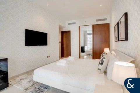 Dubai Marina, Dubai, संयुक्त अरब अमीरात में अपार्टमेंट, 2 बेडरूम, 116 वर्ग मीटर, संख्या 667854 - फ़ोटो 13