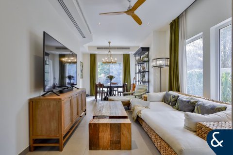 Villa til salg i The Springs, Dubai, UAE 4 soveværelser, 210 kvm № 667869 - foto 4