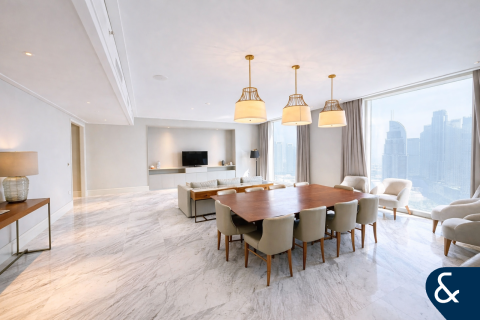 آپارتمان در Downtown Dubai (Downtown Burj Dubai)، Dubai ، امارات متحده عربی 4 خوابه ، 261 متر مربع.  شماره 698512