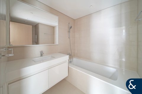 Снять в аренду квартиру в Даунтаун Дубай (Даунтаун Бурдж Дубай), ОАЭ 2 спальни, 89м2, № 698510 - фото 9