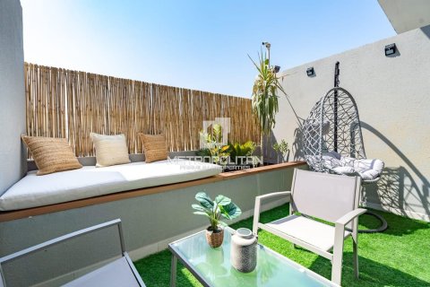 Lägenhet till försäljning i Jumeirah Village Circle, Dubai, UAE 46 kvm Nr. 709693 - fotografi 9