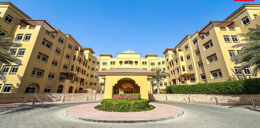 Dubai、UAEにあるマンション 2ベッドルーム、216.8 m2 No751922