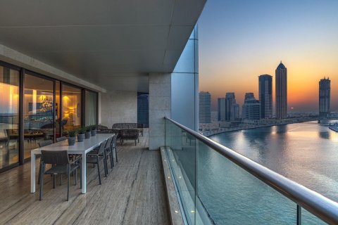 Penthouse in VOLANTE APARTMENTS in Business Bay, Dubai, UAE 5 bedrooms, 1002 sq.m. № 649358 - photo 4
