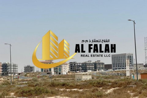 Terreno in vendita a Tilal City, Sharjah, EAU 474 mq. № 635572 - foto 8