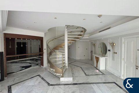 Appartamento in affitto a Jumeirah Beach Residence, Dubai, EAU 4 camere da letto, 332 mq. № 671294 - foto 2