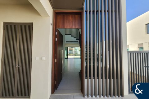 Maison de ville à louer à The Valley, Dubai, EAU 4 chambres, 257 m2 № 671299 - photo 2