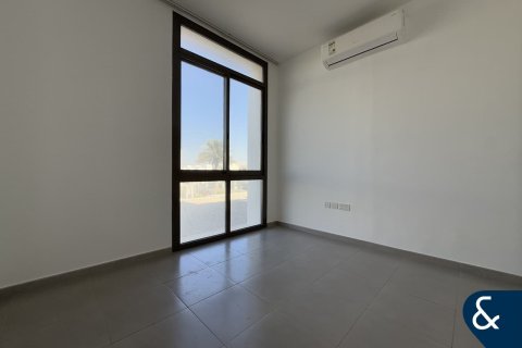 Townhouse di Town Square, Dubai, UEA 3 kamar tidur, 188 m2 nomor 671297 - foto 7