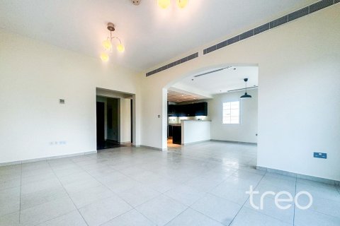 Villa till försäljning i Jumeirah Village Triangle, Dubai, UAE 2 sovrum, 250 kvm Nr. 733941 - fotografi 2