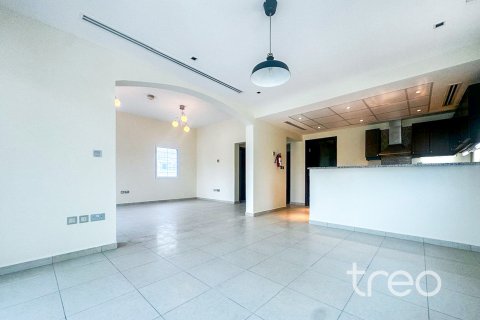Villa till försäljning i Jumeirah Village Triangle, Dubai, UAE 2 sovrum, 250 kvm Nr. 733941 - fotografi 3