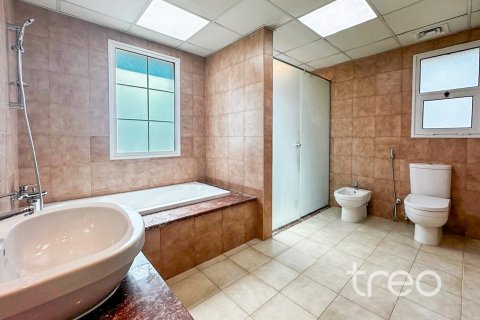Villa till försäljning i Jumeirah Village Triangle, Dubai, UAE 2 sovrum, 250 kvm Nr. 733941 - fotografi 16