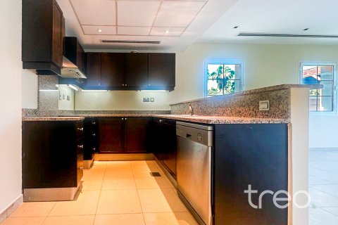 Villa till försäljning i Jumeirah Village Triangle, Dubai, UAE 2 sovrum, 250 kvm Nr. 733941 - fotografi 5