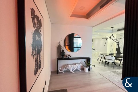 Villa till försäljning i Jumeirah Village Circle, Dubai, UAE 4 sovrum, 336 kvm Nr. 667800 - fotografi 2