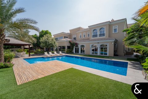 Villa para venda em Arabian Ranches, Dubai, EAU 6 quartos, 1115 m2 № 667804 - foto 1