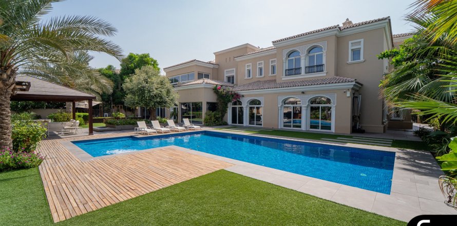 Villa i Arabian Ranches, Dubai, Emiratene 6 soverom, 1115 kvm nr. 667804