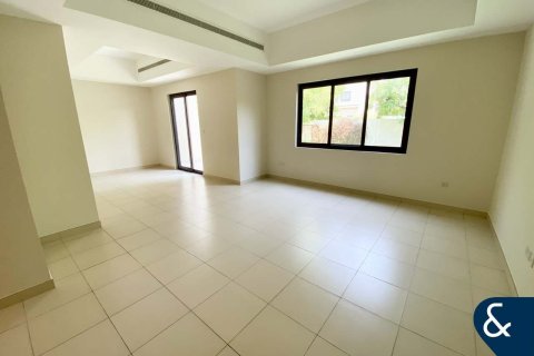 Vila v Reem, Dubai, SAE 3 spálne, 243 m2 č. 667802 - Fotografia 2