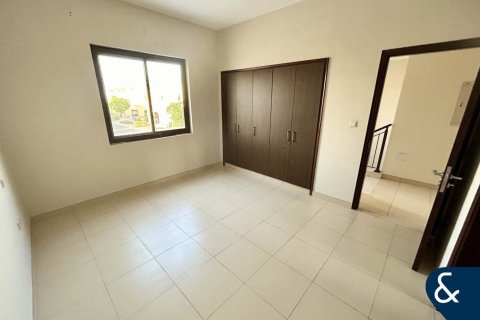 Vila v Reem, Dubai, SAE 3 spálne, 243 m2 č. 667802 - Fotografia 12