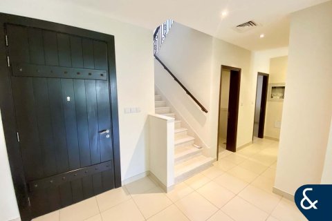 Vila v Reem, Dubai, SAE 3 spálne, 243 m2 č. 667802 - Fotografia 6