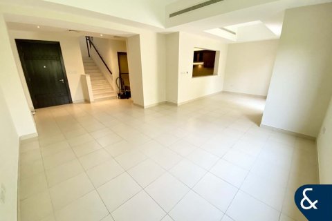Vila v Reem, Dubai, SAE 3 spálne, 243 m2 č. 667802 - Fotografia 4