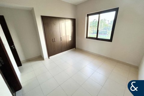 Vila v Reem, Dubai, SAE 3 spálne, 243 m2 č. 667802 - Fotografia 14